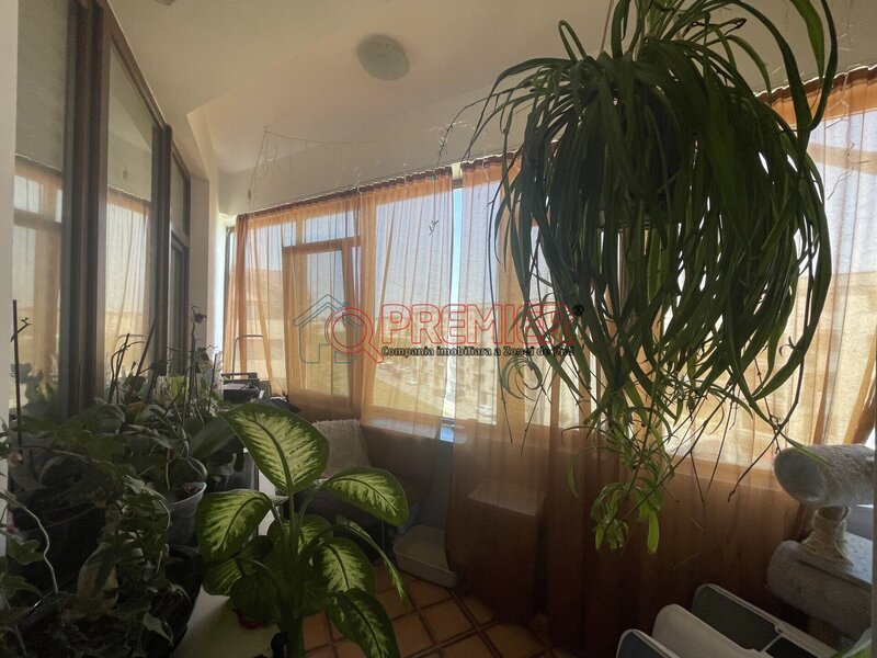 Aparatorii Patriei ocazie unica! Metrou Ap Patriei - Duplex 4 camere cu scara interioara